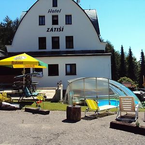 Hotel Zatisi